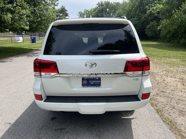 2018 Toyota Land Cruiser AWD