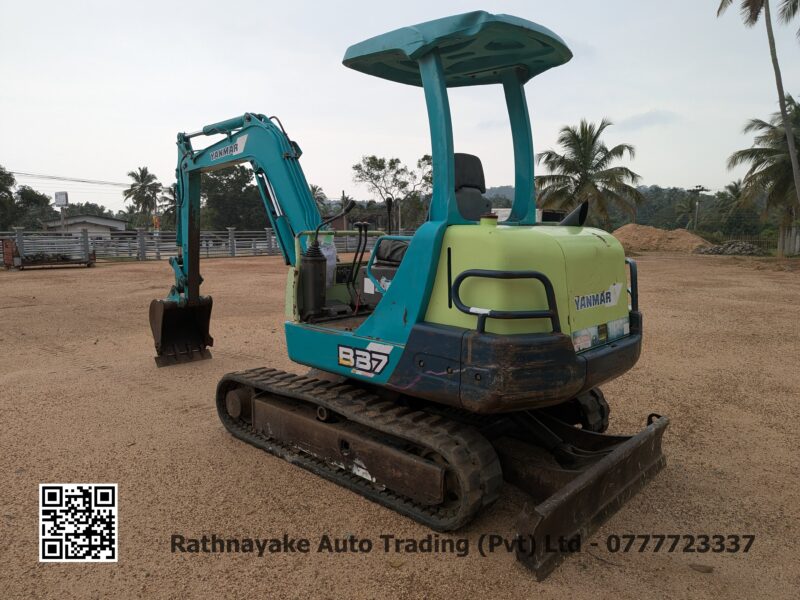Yanmar B37-1A Excavator