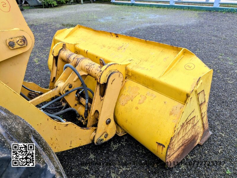 Komatsu WA100-1 Wheel Loader