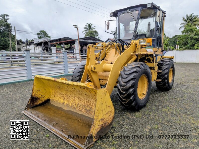 Komatsu WA100-1 Wheel Loader