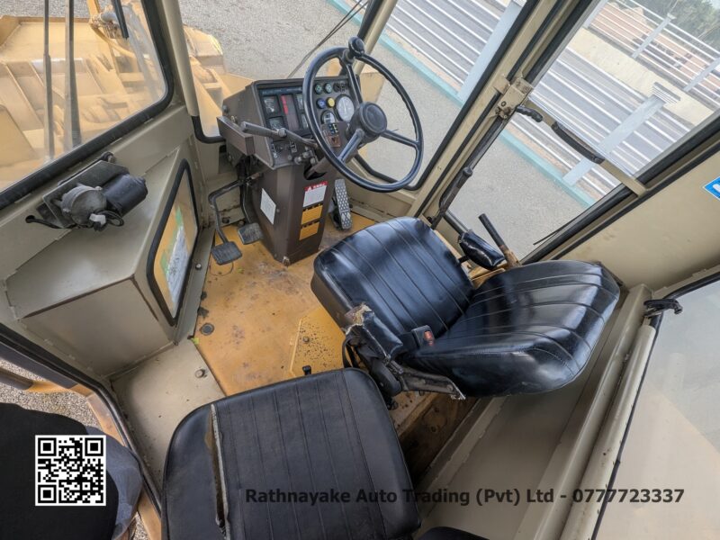 Komatsu WA100-1 Wheel Loader