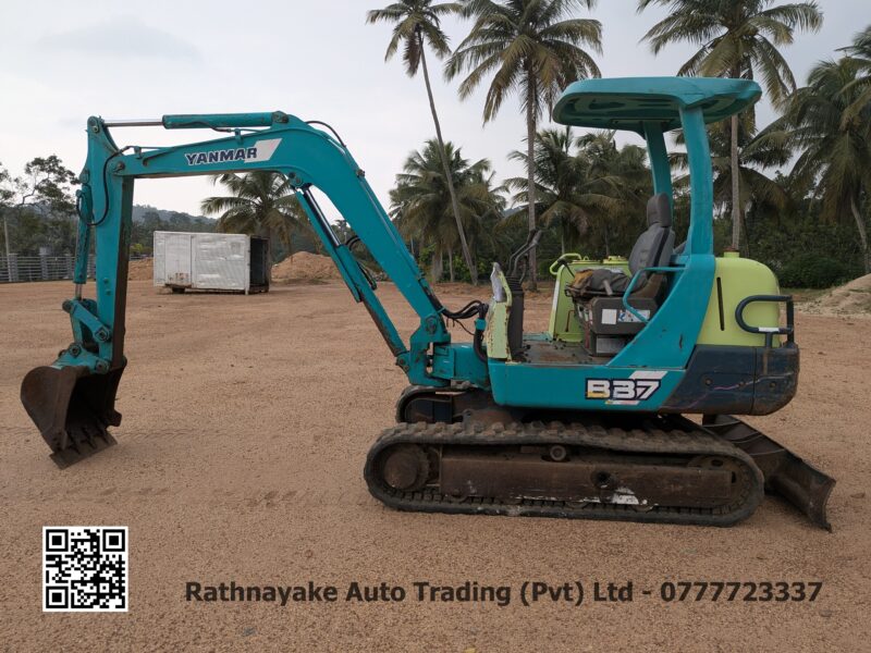 Yanmar B37-1A Excavator